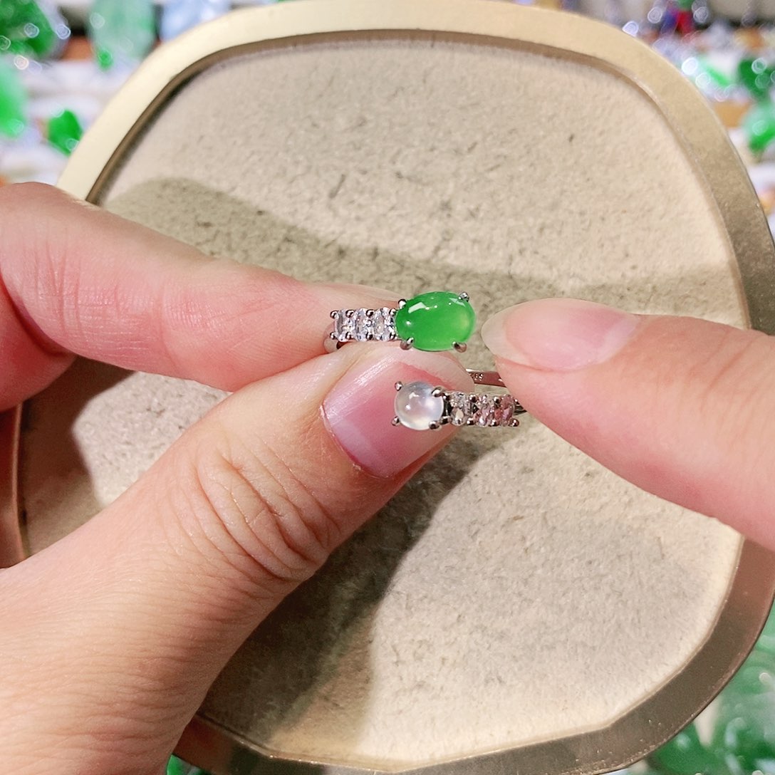 【闪购商品】翡翠挂件未镶嵌裸石