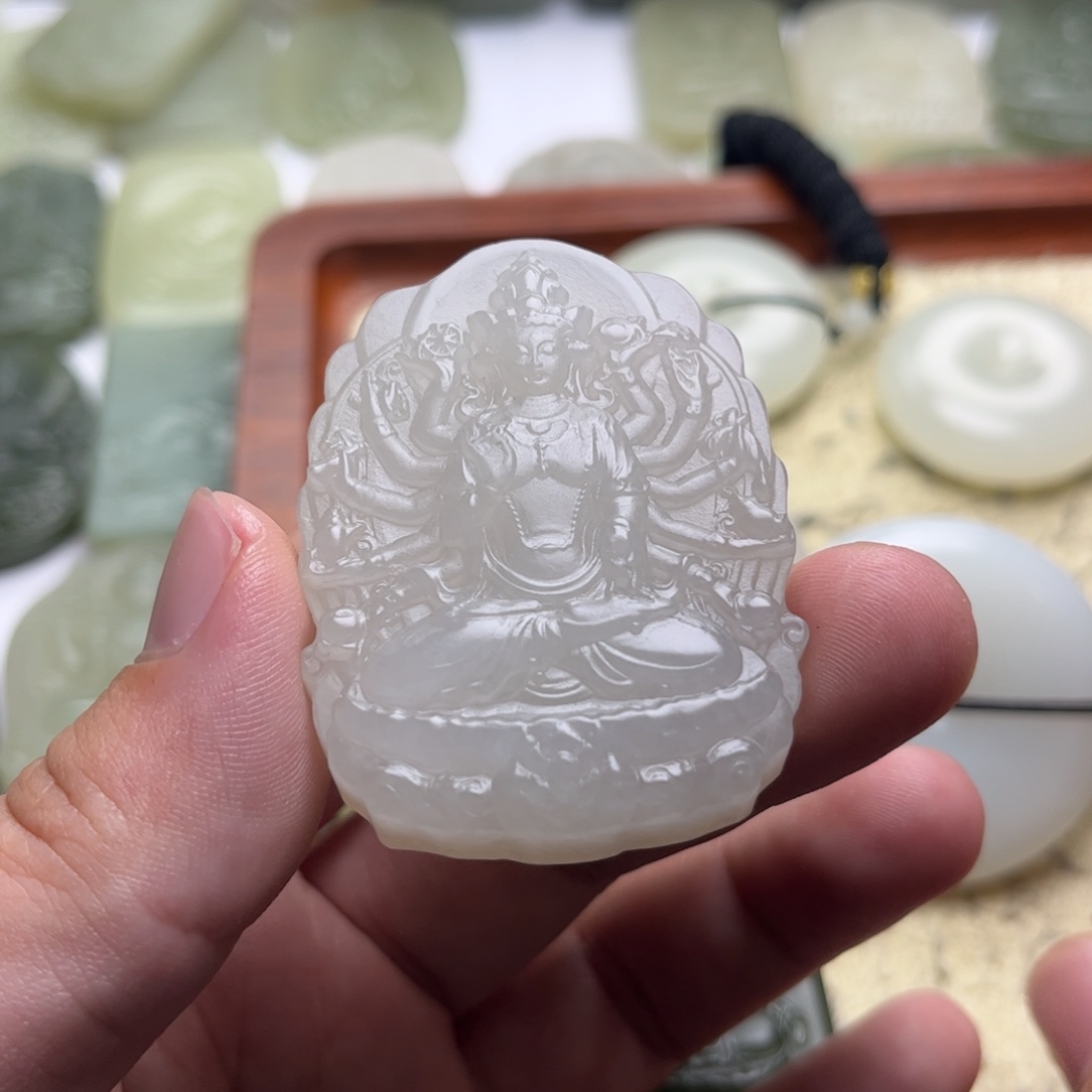 芊****定制和田玉天然正品和田玉精抛光打孔