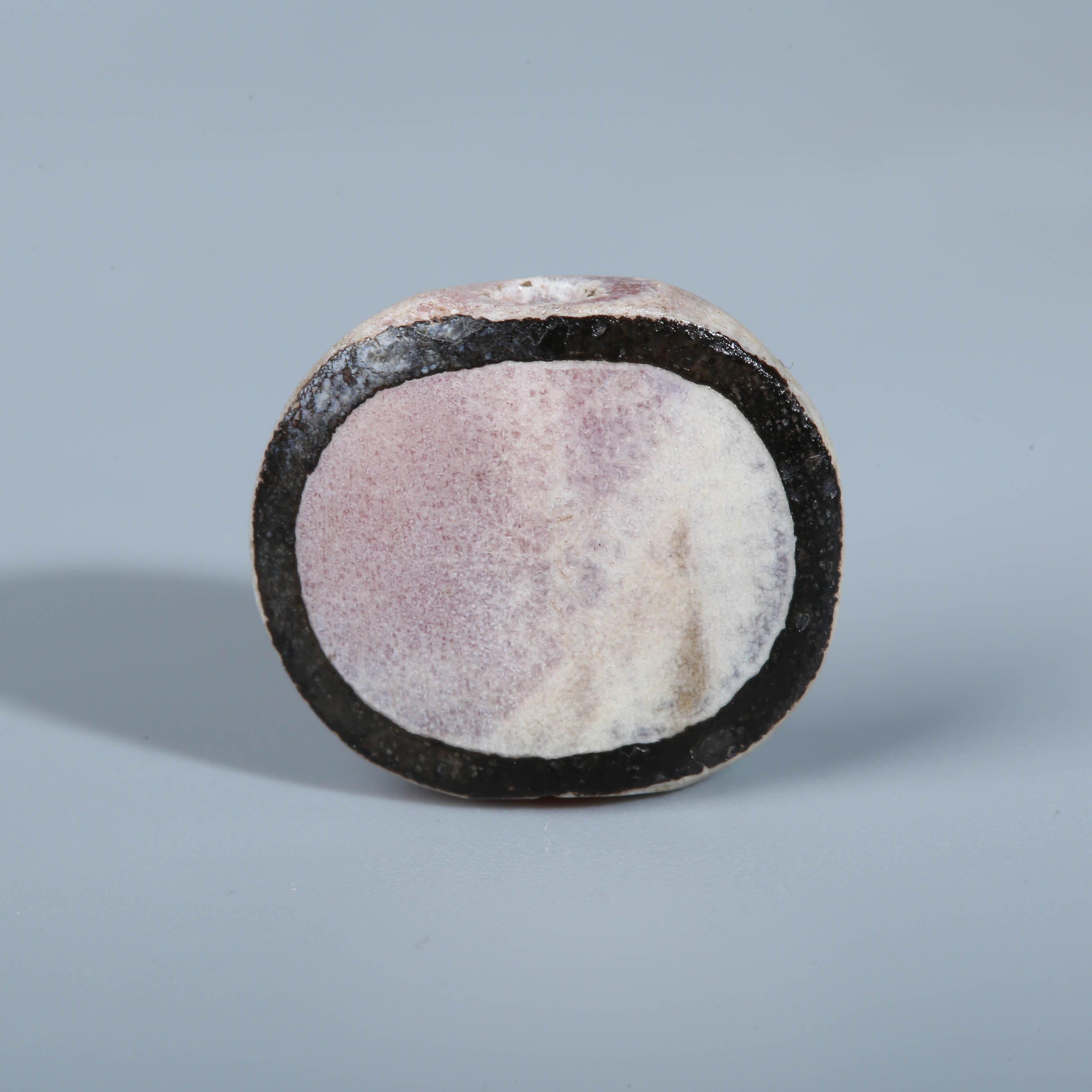 H02-027 印度河谷宽线单圈眼纹一期蚀花红玉髓 15*13mm