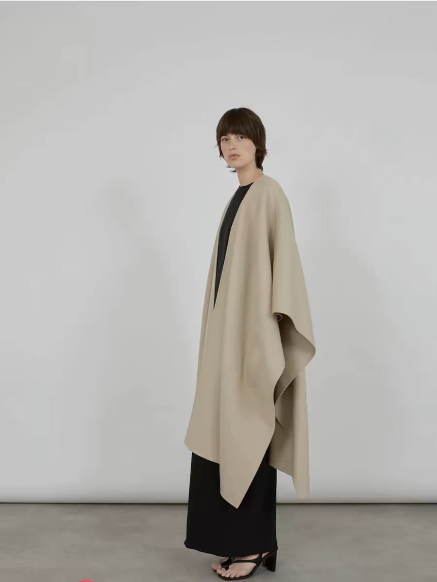 609-1099皇后高端时尚女装（部分剪标吊牌微瑕慎拍，下单备注编号）