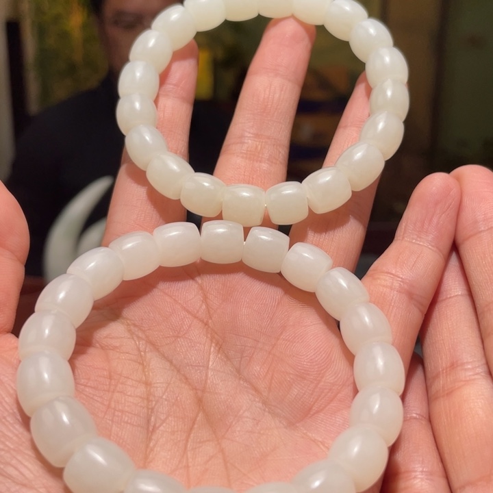 和田玉未镶嵌颈饰多样性发货，发其一