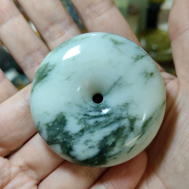 岫玉未镶嵌平安扣