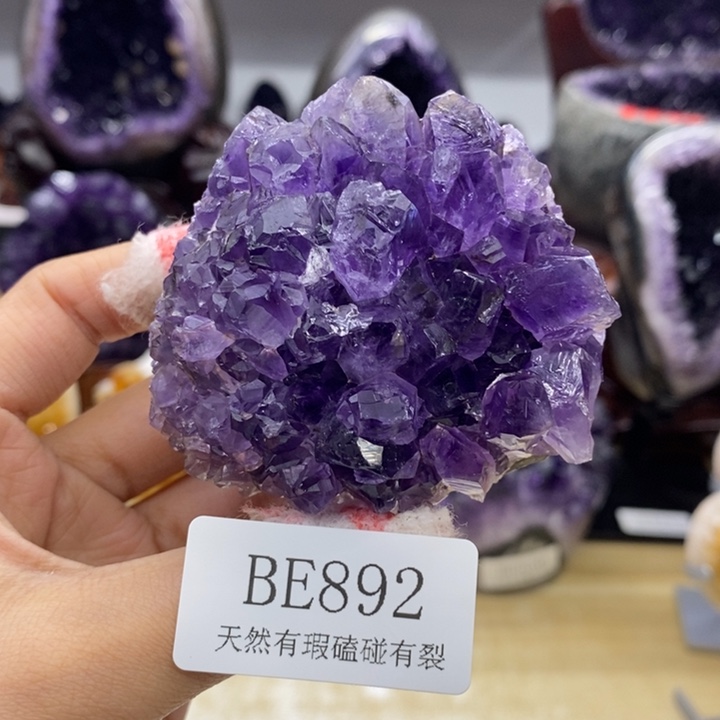 未镶嵌水晶大型摆件（非配饰）