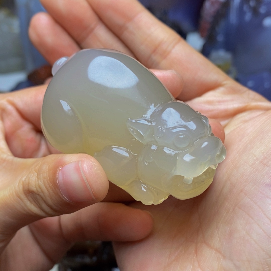 玛瑙/玉髓手把件未镶嵌