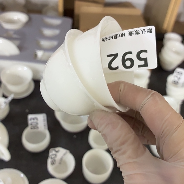 茶具微暇，介意勿拍