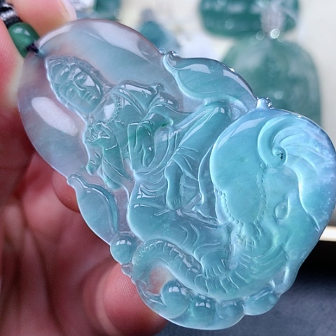 【闪购商品】翡翠颈饰未镶嵌天然翡翠