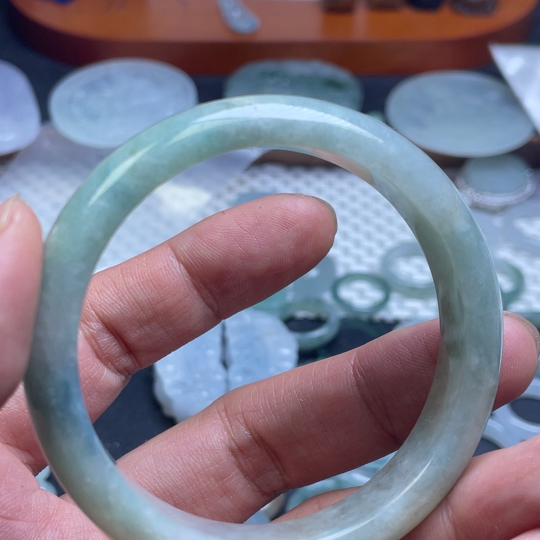 颈饰未镶嵌翡翠翡翠有纹