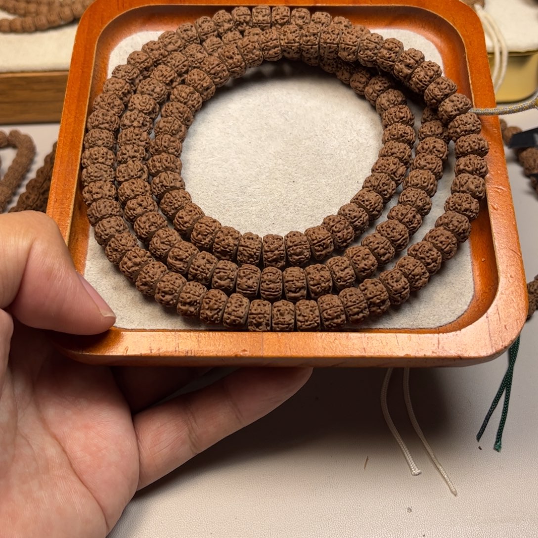 手串金刚菩提藏切平细