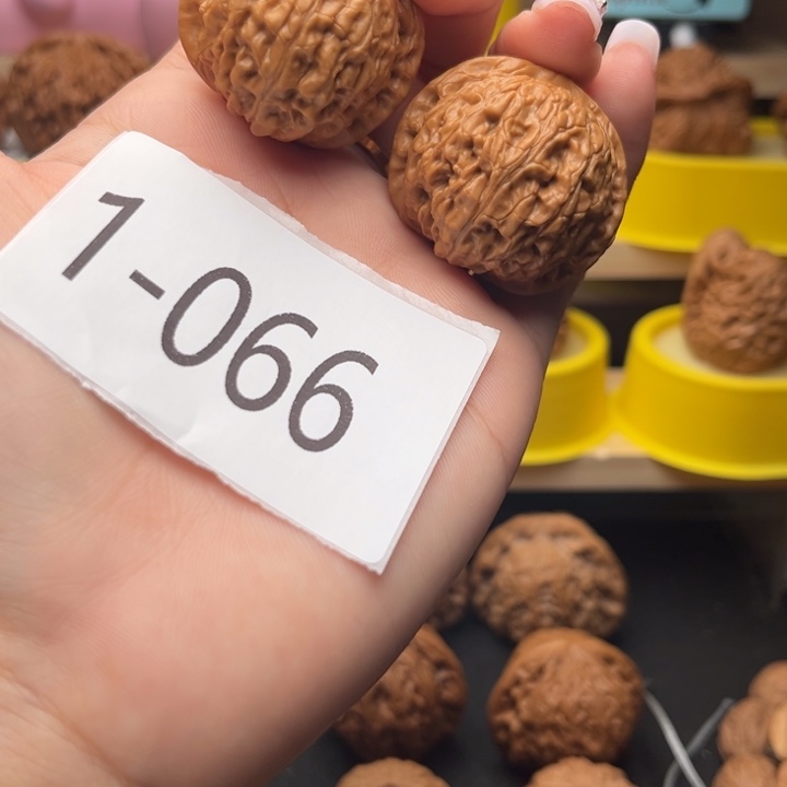 文玩核桃把件36乾隆莫1066