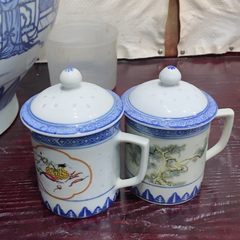 【闪购商品】瓷片牛****夷景德镇现代工艺品