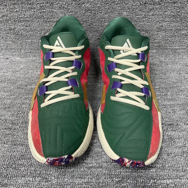 43码 字母5 红绿 无原盒