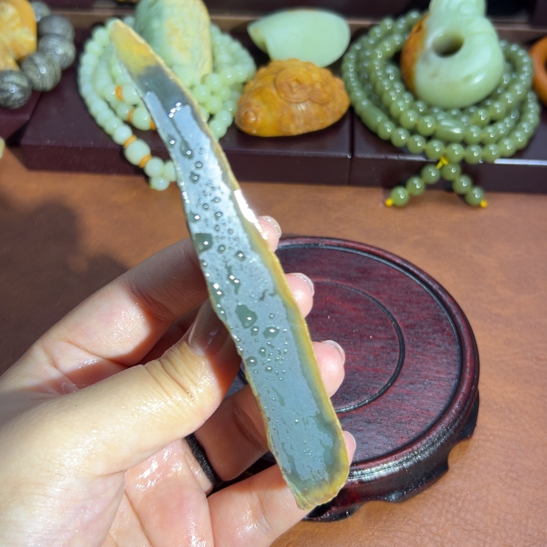 和田玉未镶嵌珠宝奇石