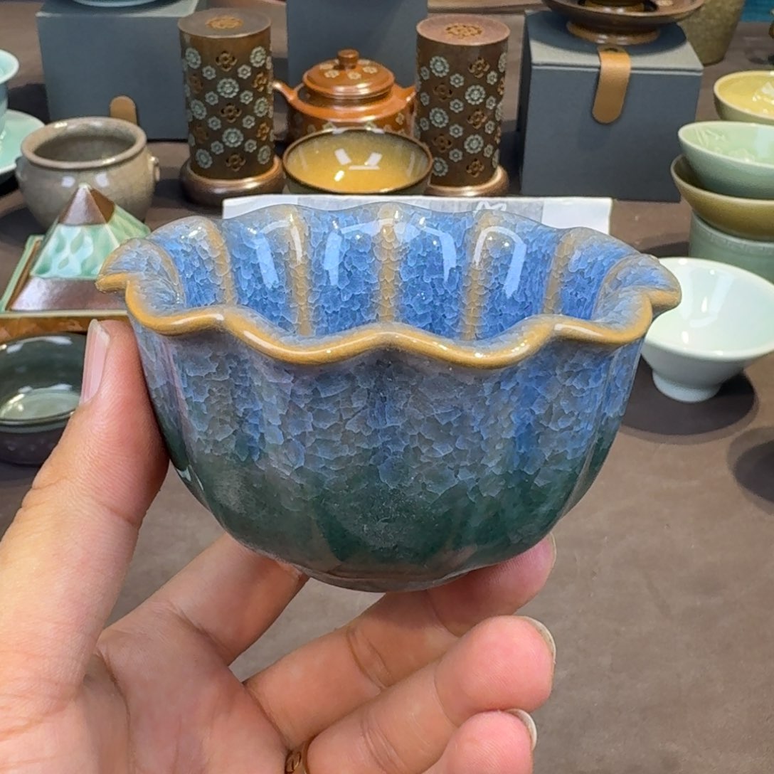 杯龙泉青瓷茶具微瑕