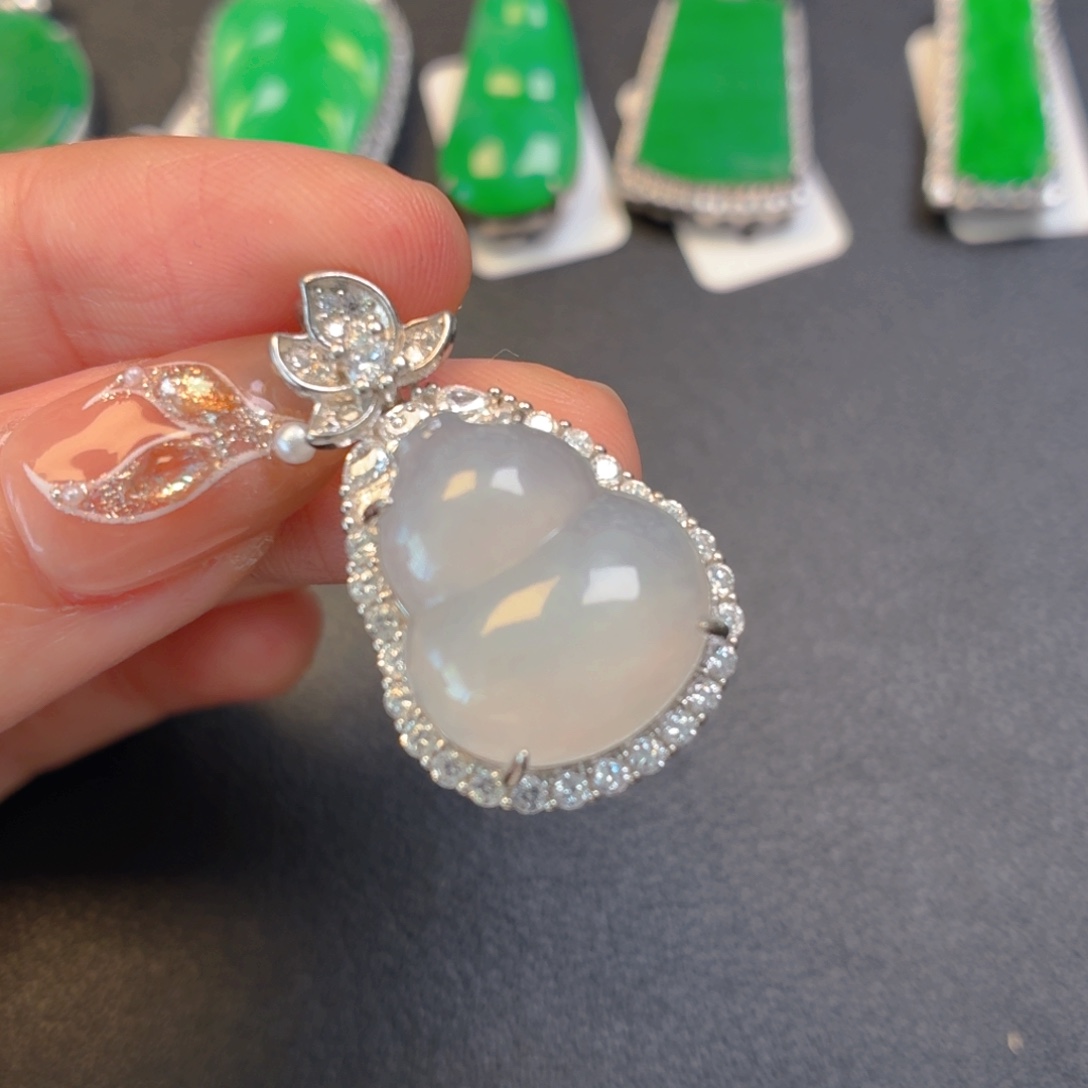 翡翠银S925镶嵌颈饰