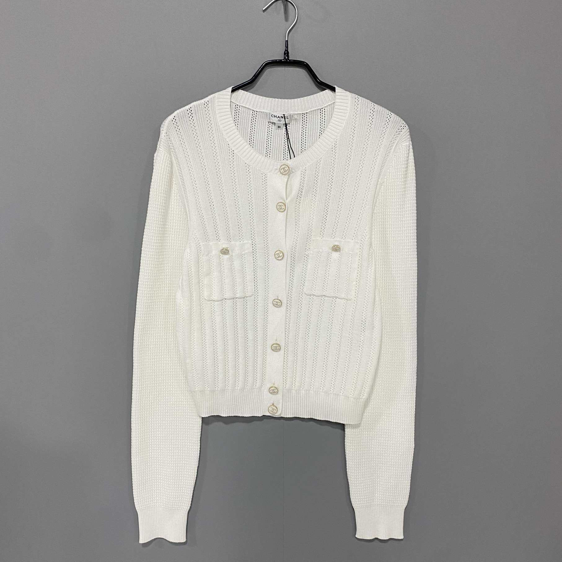 99新 Chanel/香奈儿 21p 白色开衫外套/36码/97755