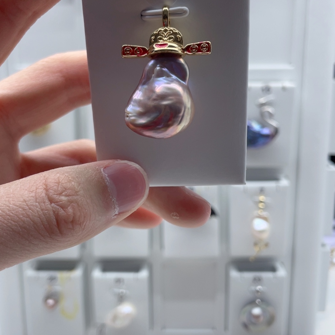 淡水珍珠颈饰合金