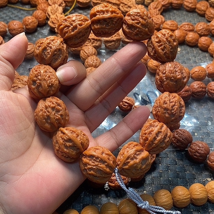 文玩核桃手串粗筋