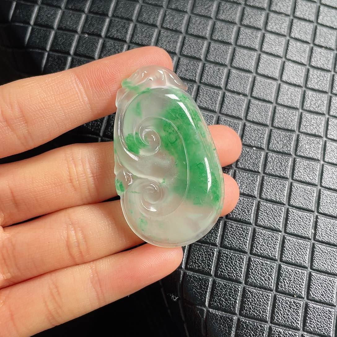 石英质玉挂件未镶嵌D***n