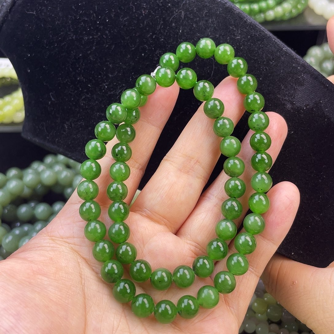 和田玉（碧玉）未镶嵌手链