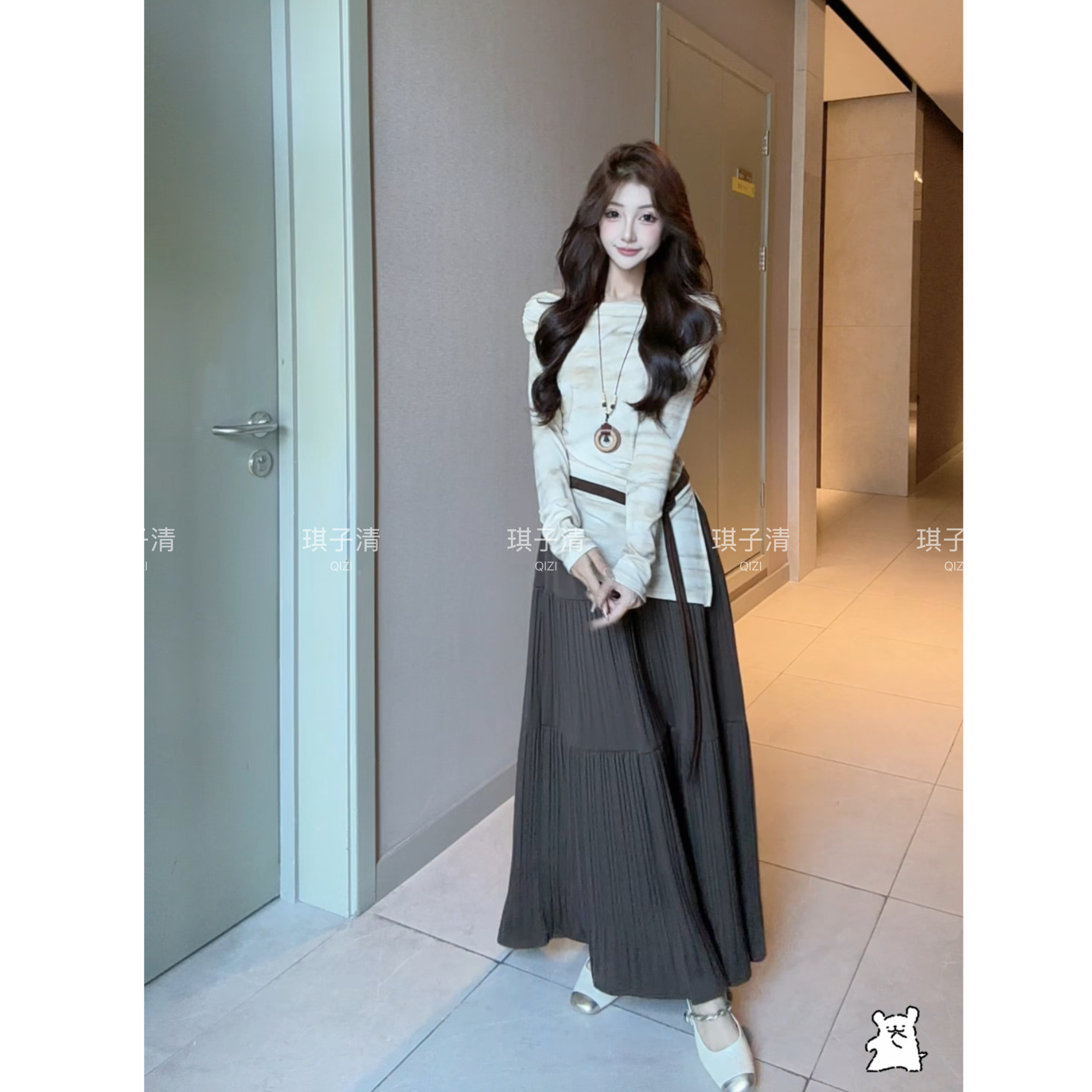 设计感不规则一字肩辣妹扎染小衫掐腰显瘦上衣女秋季半身裙套装