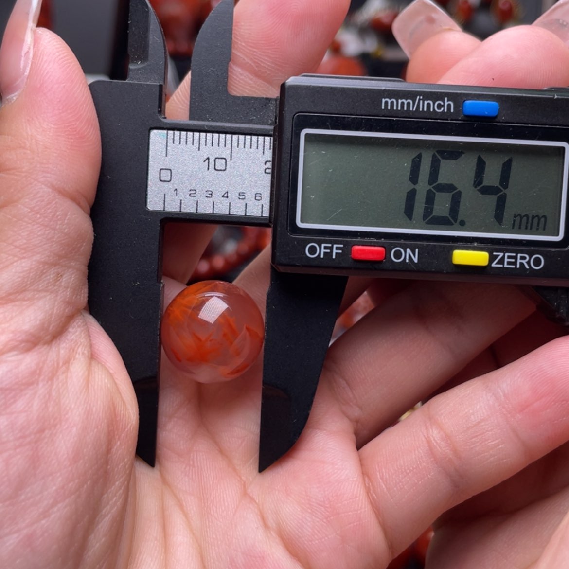 【闪购商品】南红玛瑙圆珠16未镶嵌铂****