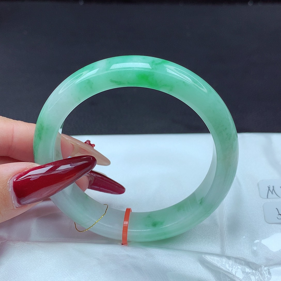 未镶嵌手镯翡翠55圈210