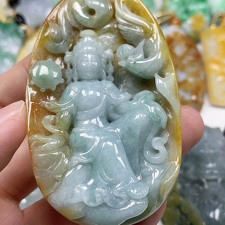 颈饰未镶嵌翡翠精**国