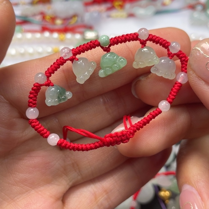 翡翠未镶嵌手绳79999999