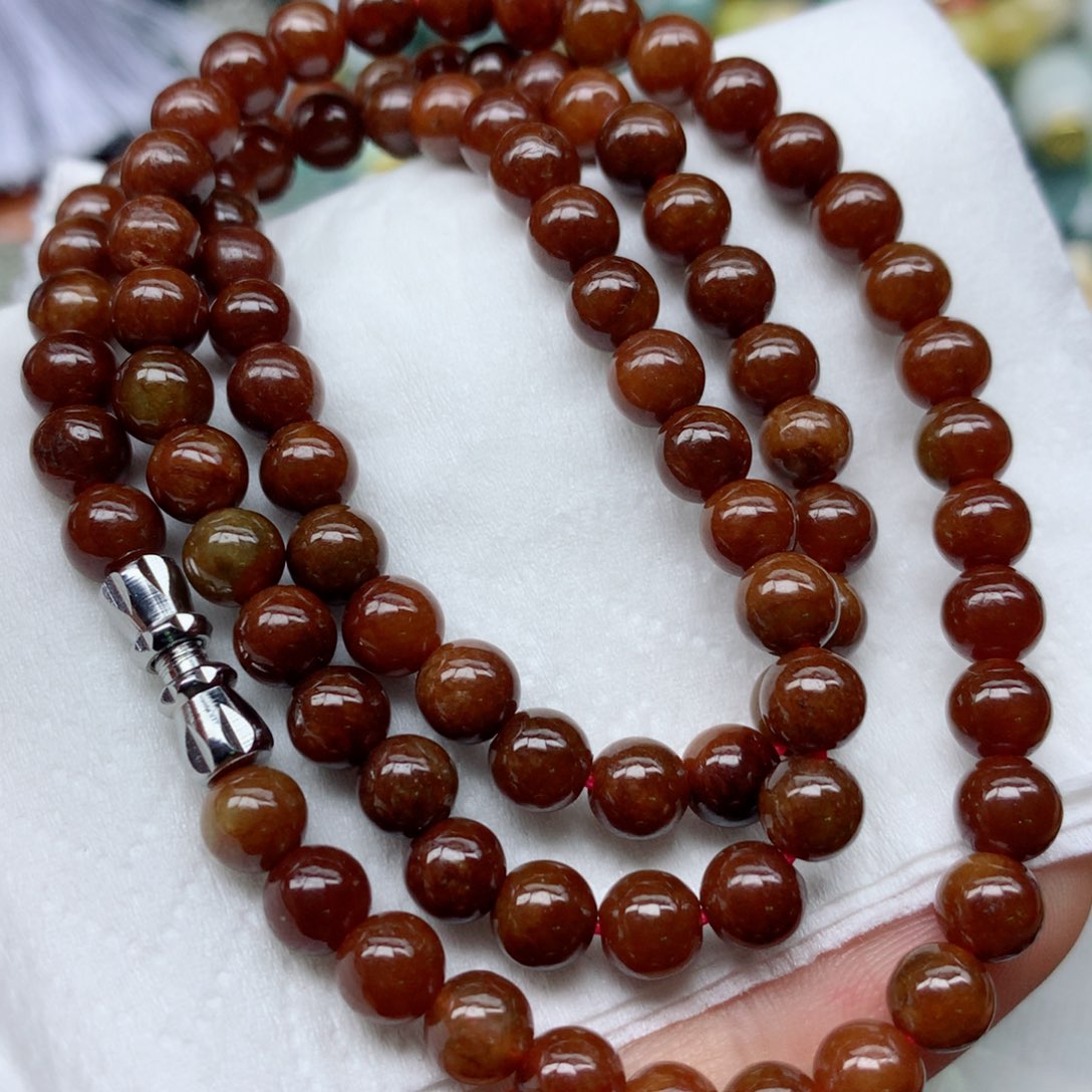 翡翠颈饰未镶嵌手串