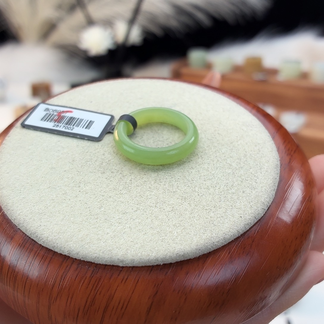 和田玉未镶嵌戒指翠青泥鳅背16.88mmj16
