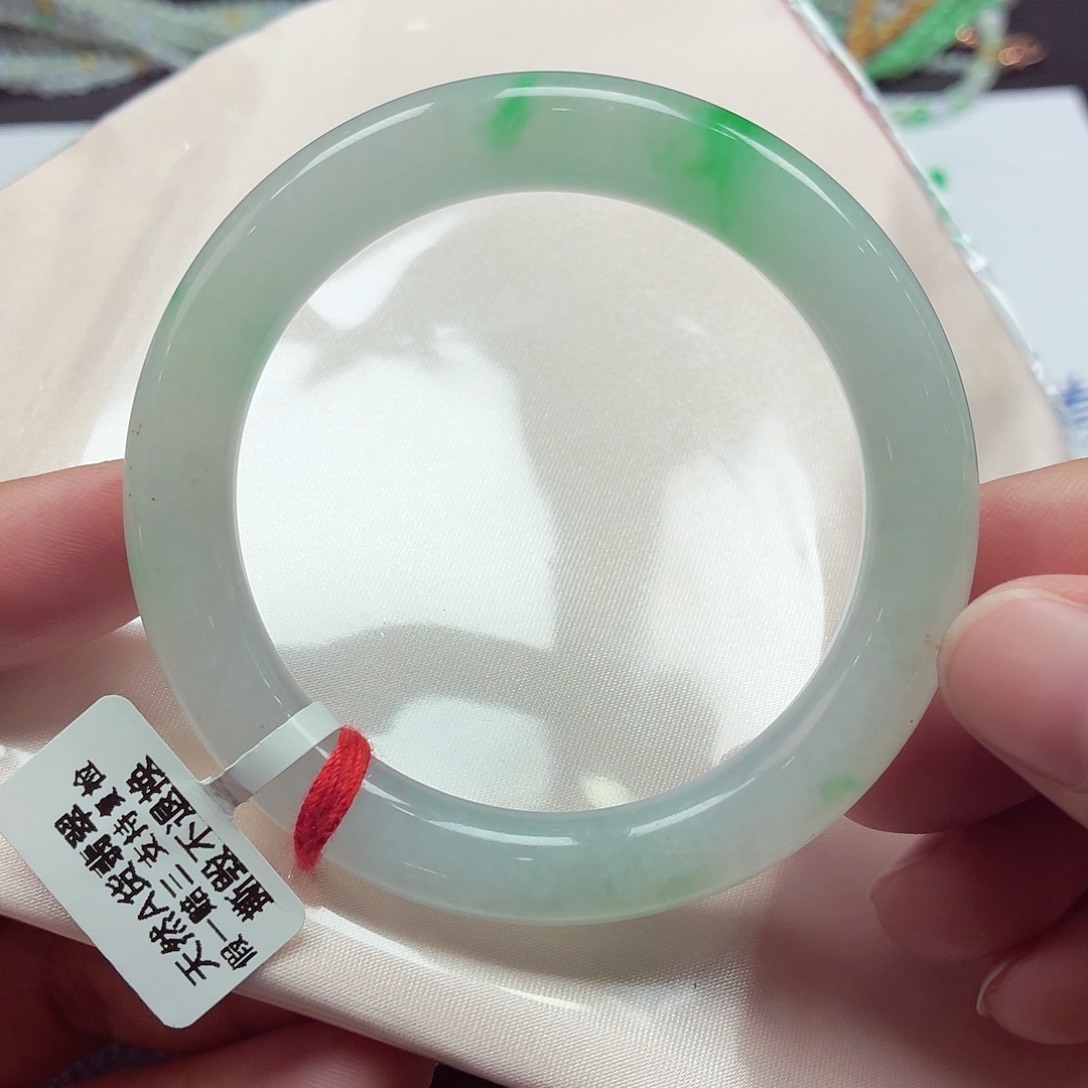 翡翠未镶嵌手镯天然缅甸A货翡翠