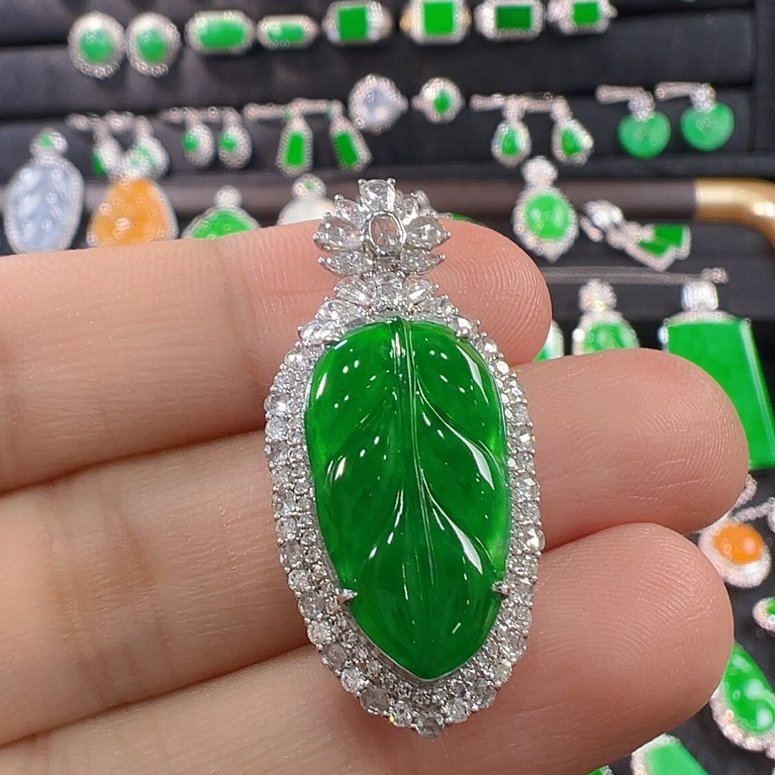 翡翠18K金镶嵌吊坠(不含链)