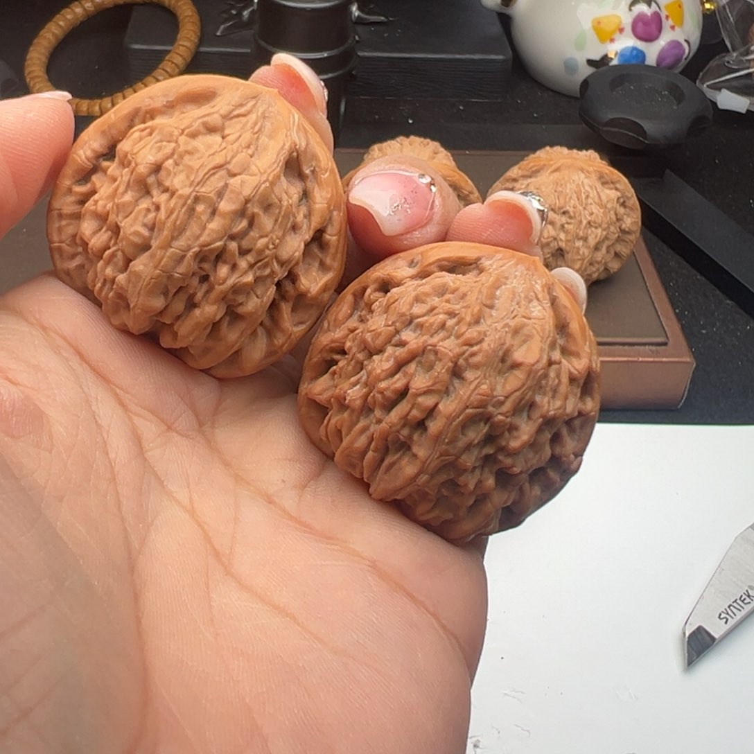 文玩核桃把件虎头王38