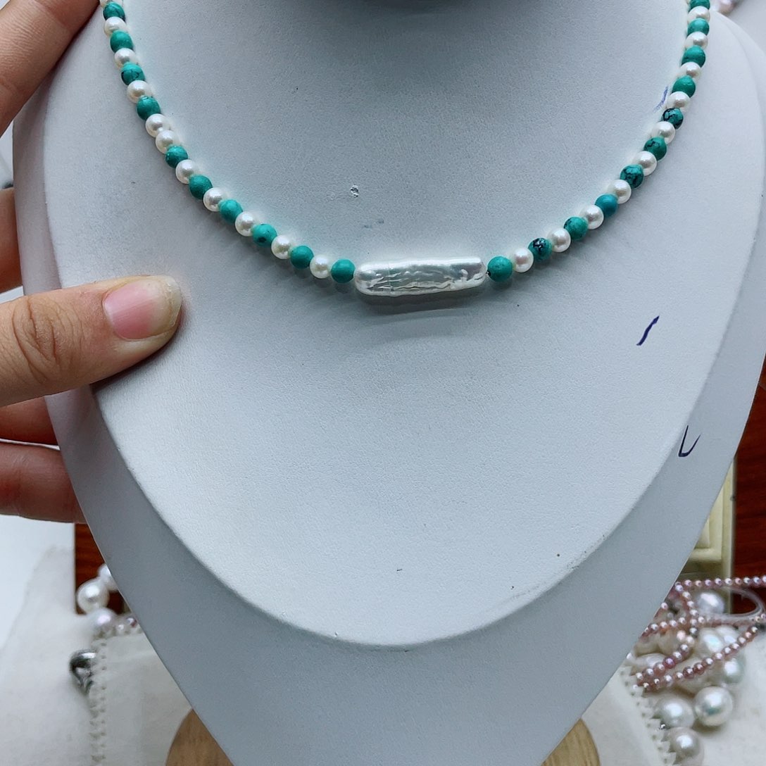 颈饰银S925镶嵌淡水珍珠