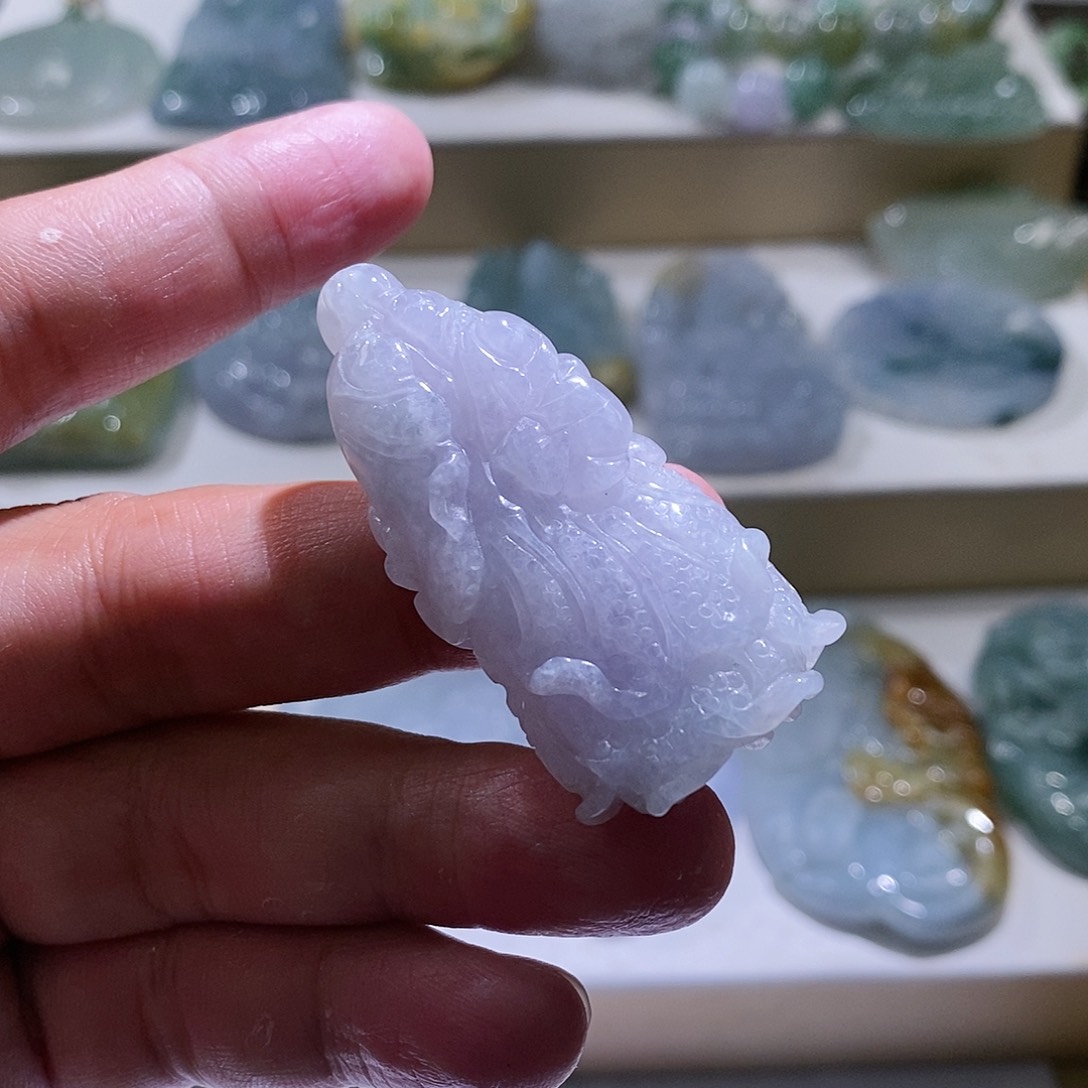 【闪购商品】翡翠颈饰未镶嵌白菜