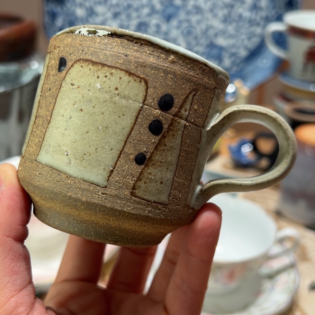 咖啡杯和茶杯也要搭配一些