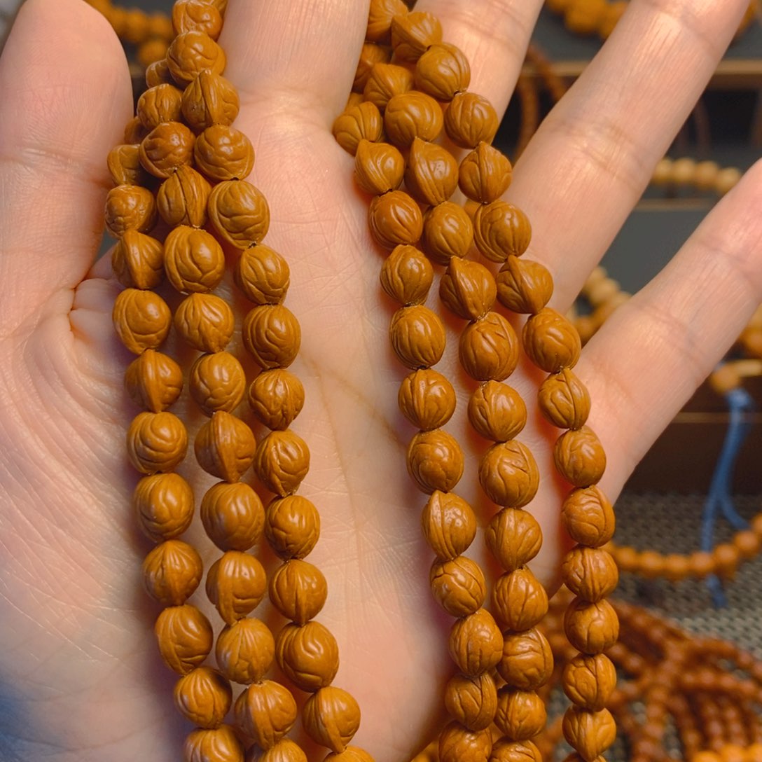 柒***丶吊坠桃核秦岭森林075