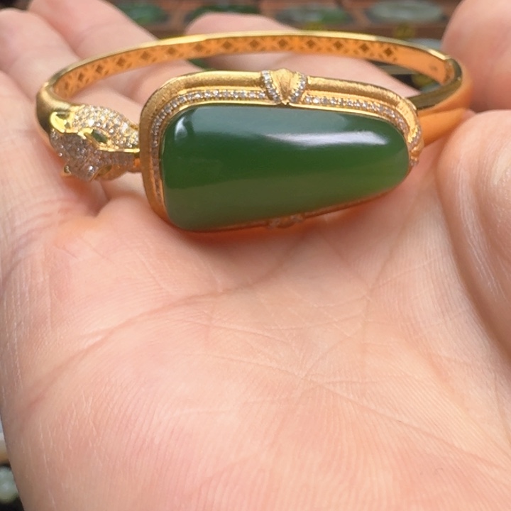 和田玉手镯18K金镶嵌