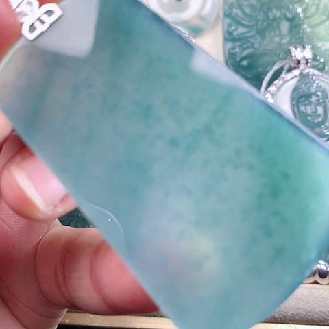 【闪购商品】翡翠颈饰18K金镶嵌天然翡翠