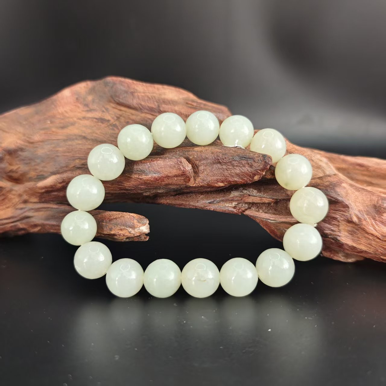 Q和田玉晴水圆珠手串（卡12）0355