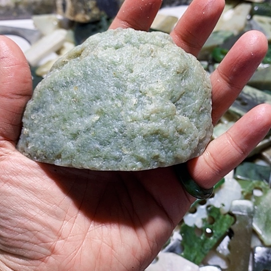 未镶嵌和田玉（糖玉）挂件