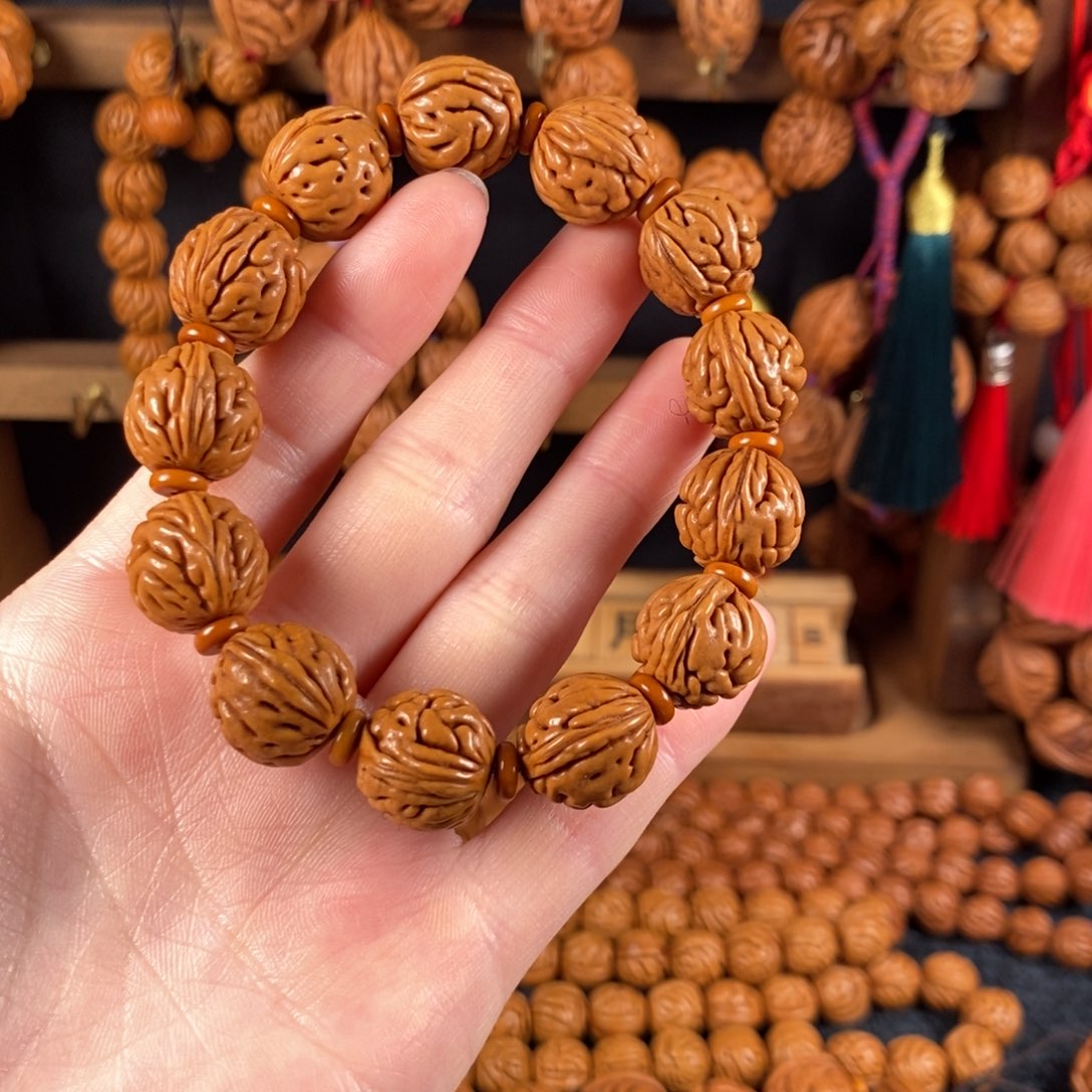 吊坠桃核2链接桃枭手串