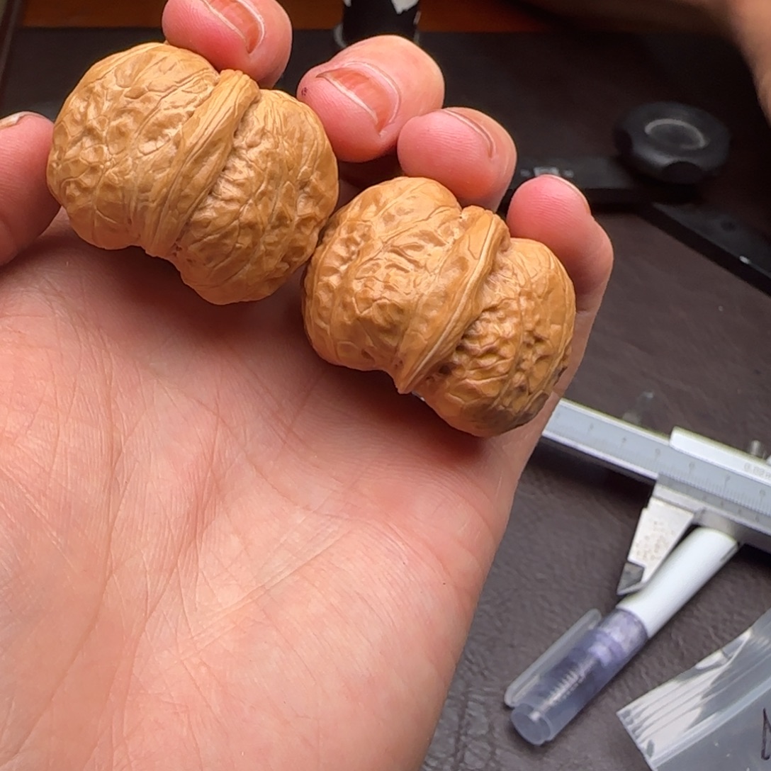 文玩核桃吊坠38玉蟾