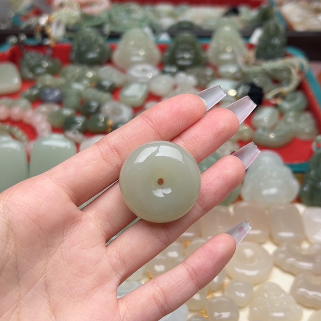 和田玉耳饰未镶嵌进***号