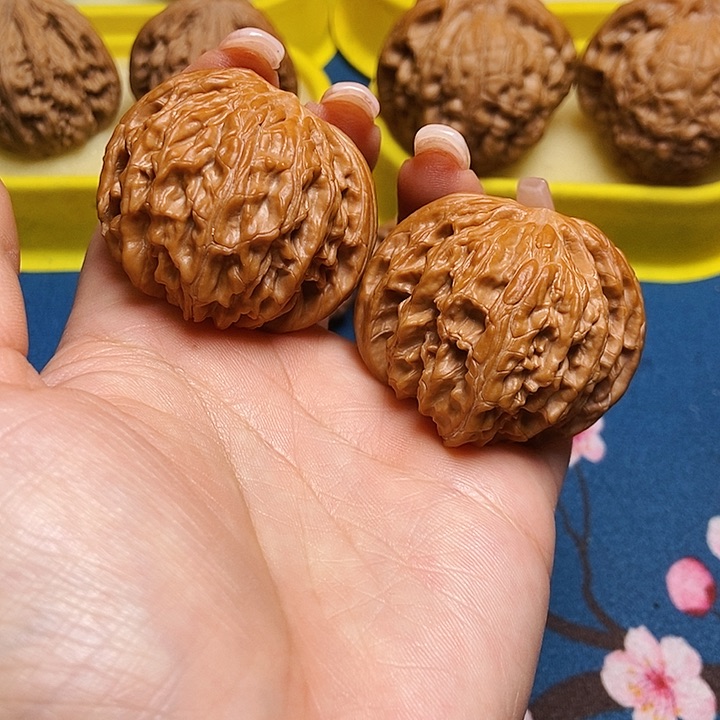 吊坠文玩核桃磨盘狮子头