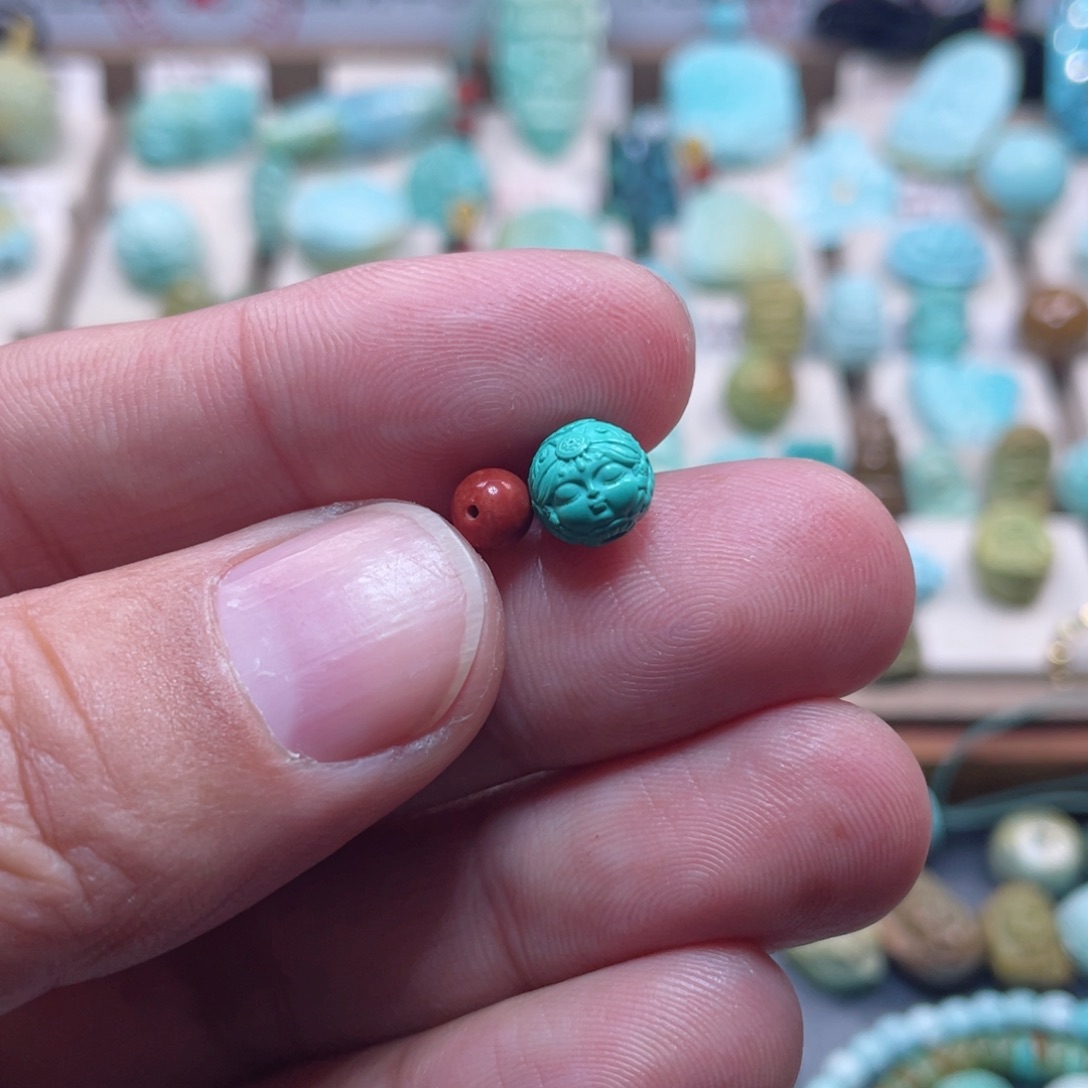 南红玛瑙配饰未镶嵌