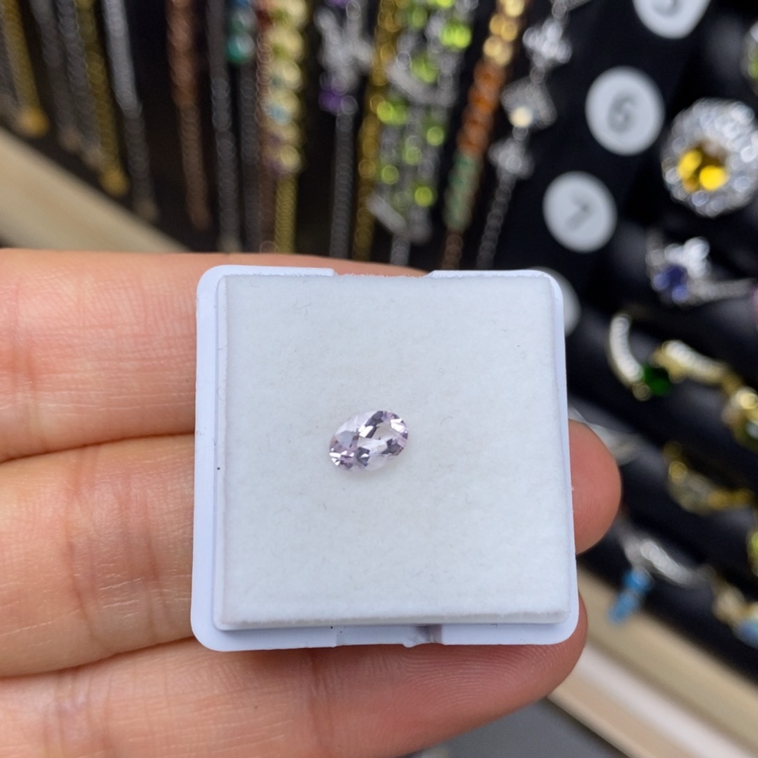 绿柱石（摩根石）裸石