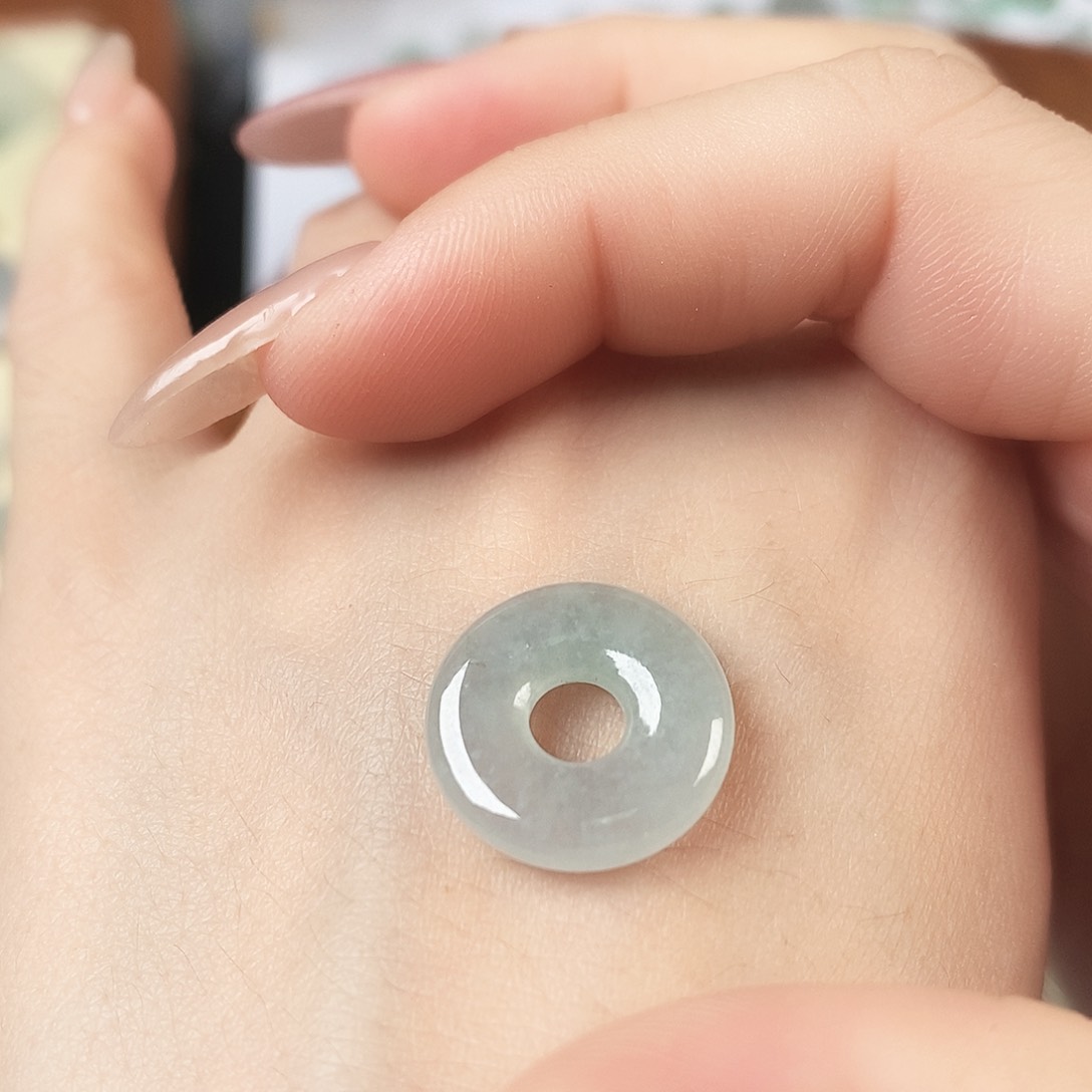 翡翠未镶嵌挂件翡翠