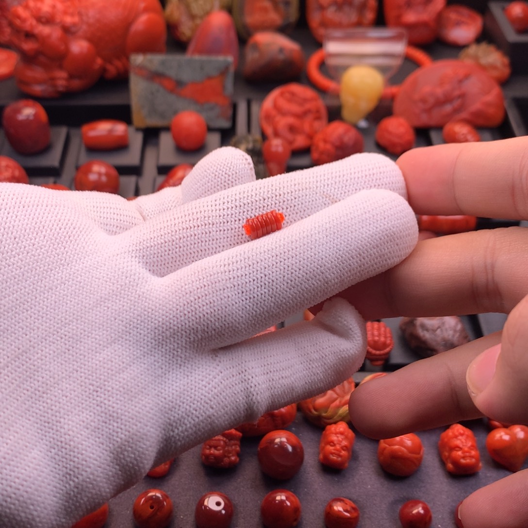 南红玛瑙未镶嵌川料原矿精工直切隔片5mm厚1.2mm