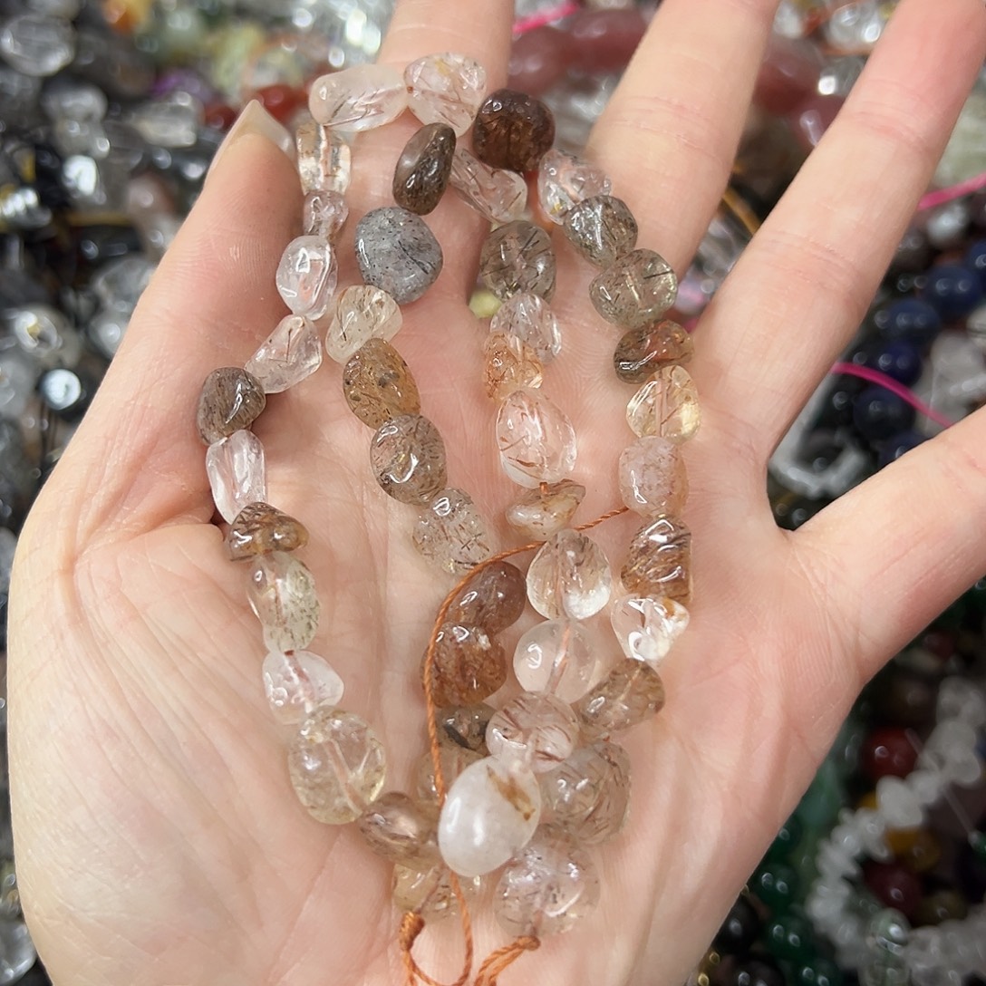 玛瑙/玉髓未镶嵌珠宝半成品，卡10黑金超七随形一条